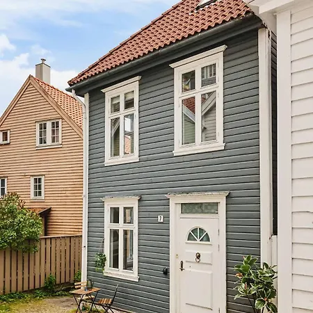 Dinbnb L The 1880 Authentic Dream I 500m To Bryggen *